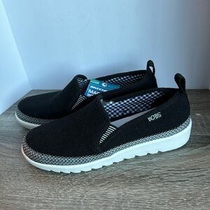 BOBS from Skechers Pleasant Harmony Black Slip On Casual Women’s Size 5.5 NWT